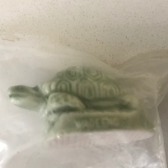 Vintage 2006 Red Rose Tea Wade Pet Shop Whimsies Figurines Lot of 4 NIP - Picture 8 of 10